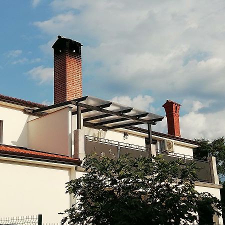 Apartmani Roberta Jurdani Екстериор снимка