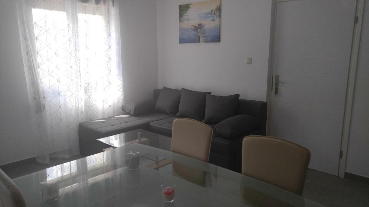 Apartmani Roberta Jurdani Екстериор снимка